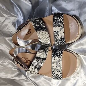 Circus by Sam Edelman Reptile Print Sandals Size 8 1/2
